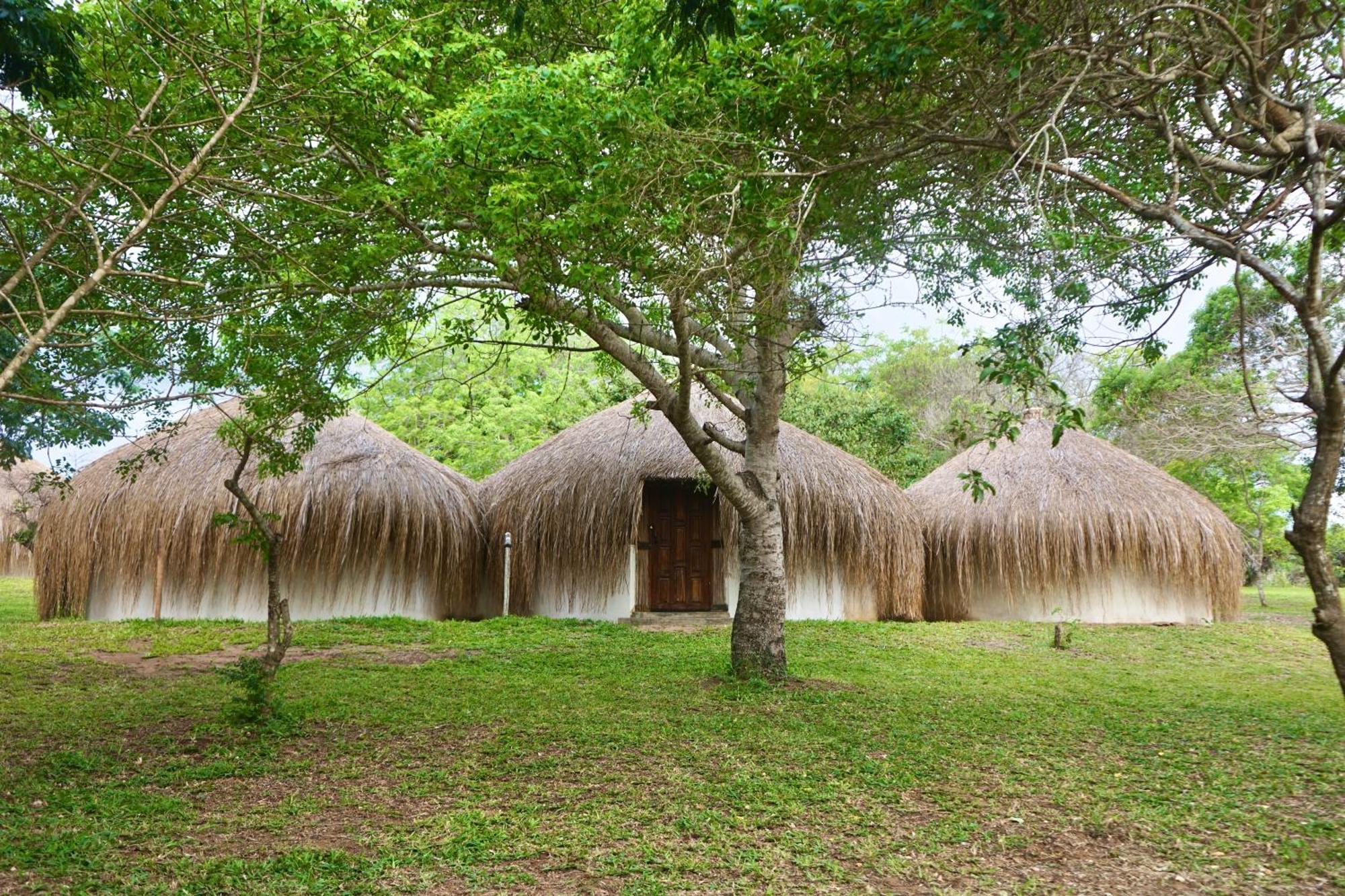 Nhambavale Lodge Чигенгуэле Экстерьер фото